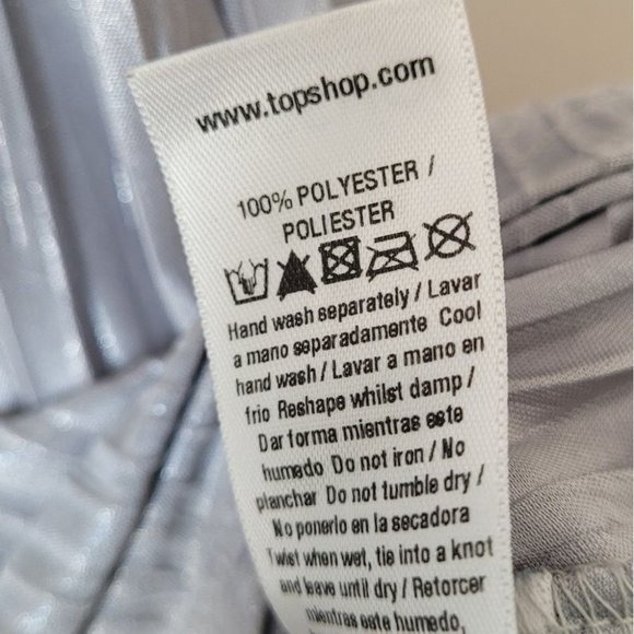 TOPSHOP Silver Pleated Racerback Tank - Picture 10 of 11